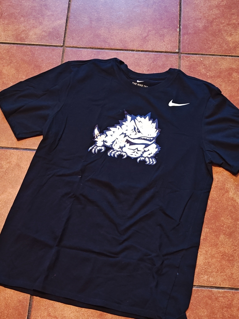 Nike Men’s Black Graphic Logo T-Shirt
